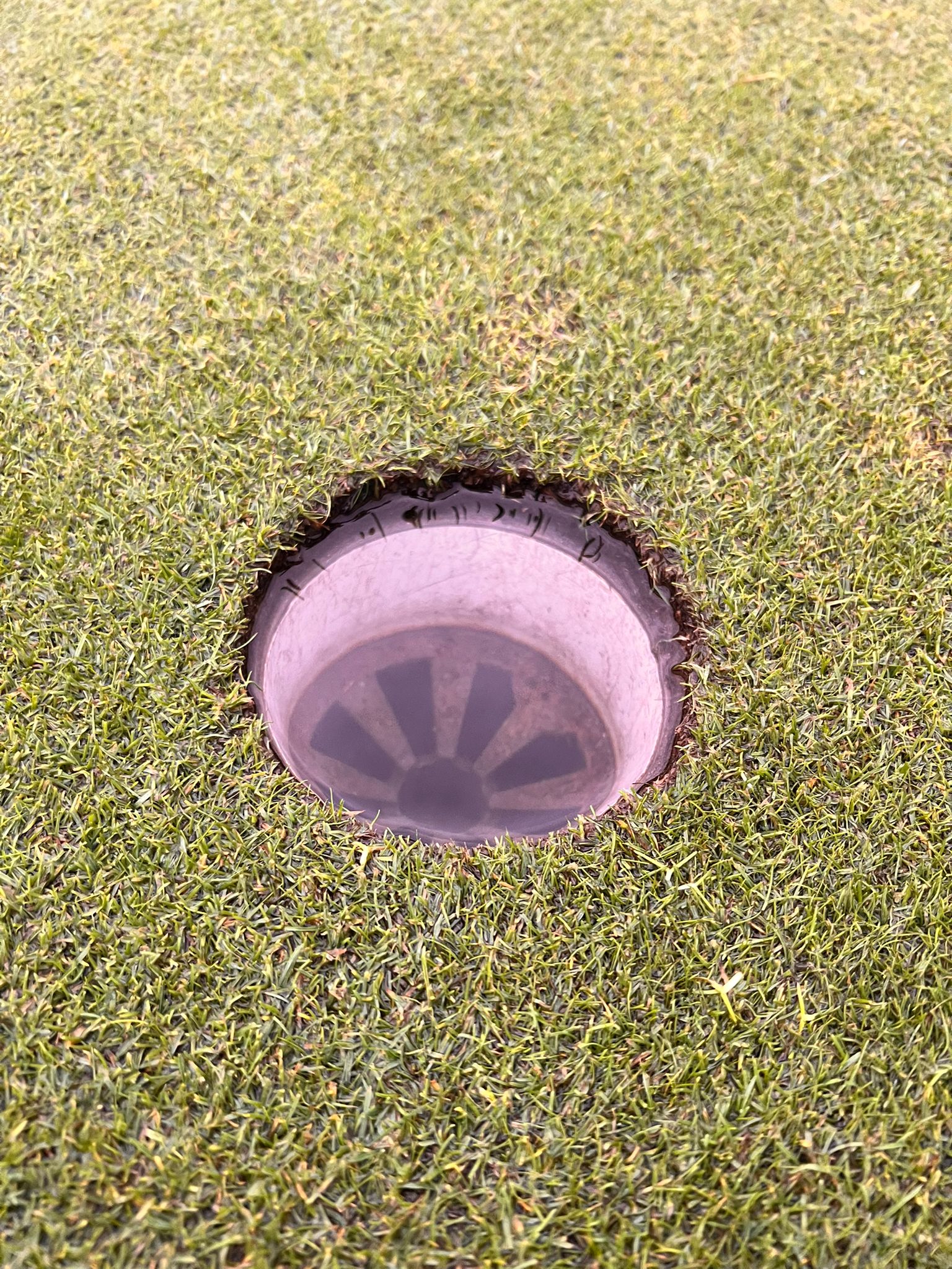 De baan is een beetje nat